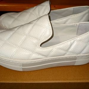 Steve Madden Globe Quilted White Slip on Sneaker